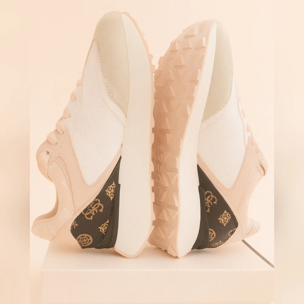 GUESS Luchia 3 Logo Sneakers – White Multi – 7.5M – NEW IN BOX - Picture 9 of 9
